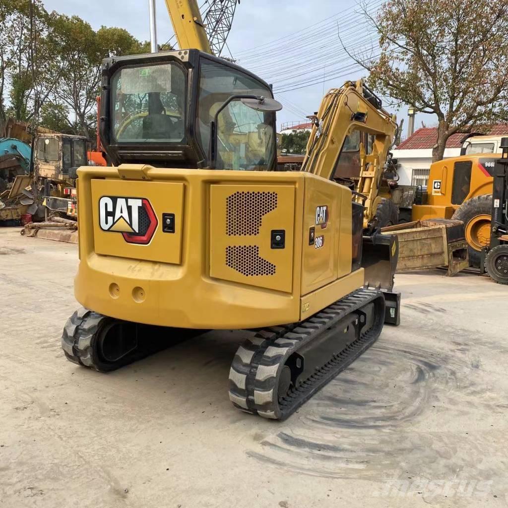 CAT 306 Mini kotrók < 7t