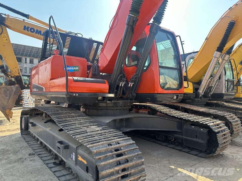 Doosan 300-7 Lánctalpas kotrók