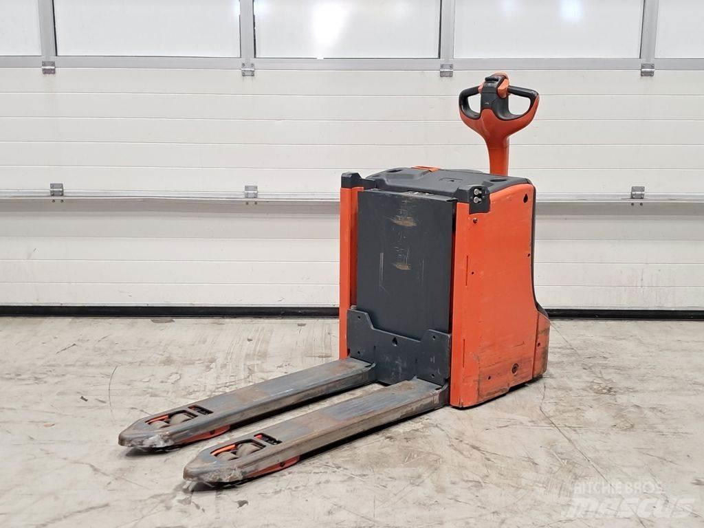 Linde T16L Kézi raklapemelő