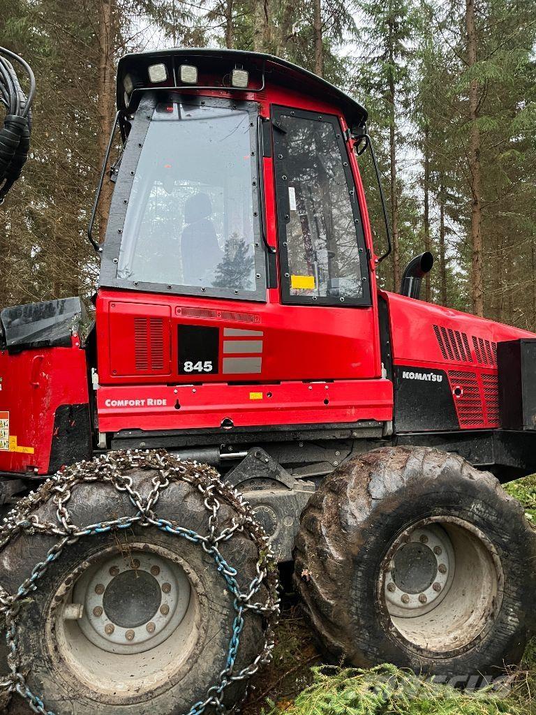 Komatsu 845 Kihordók