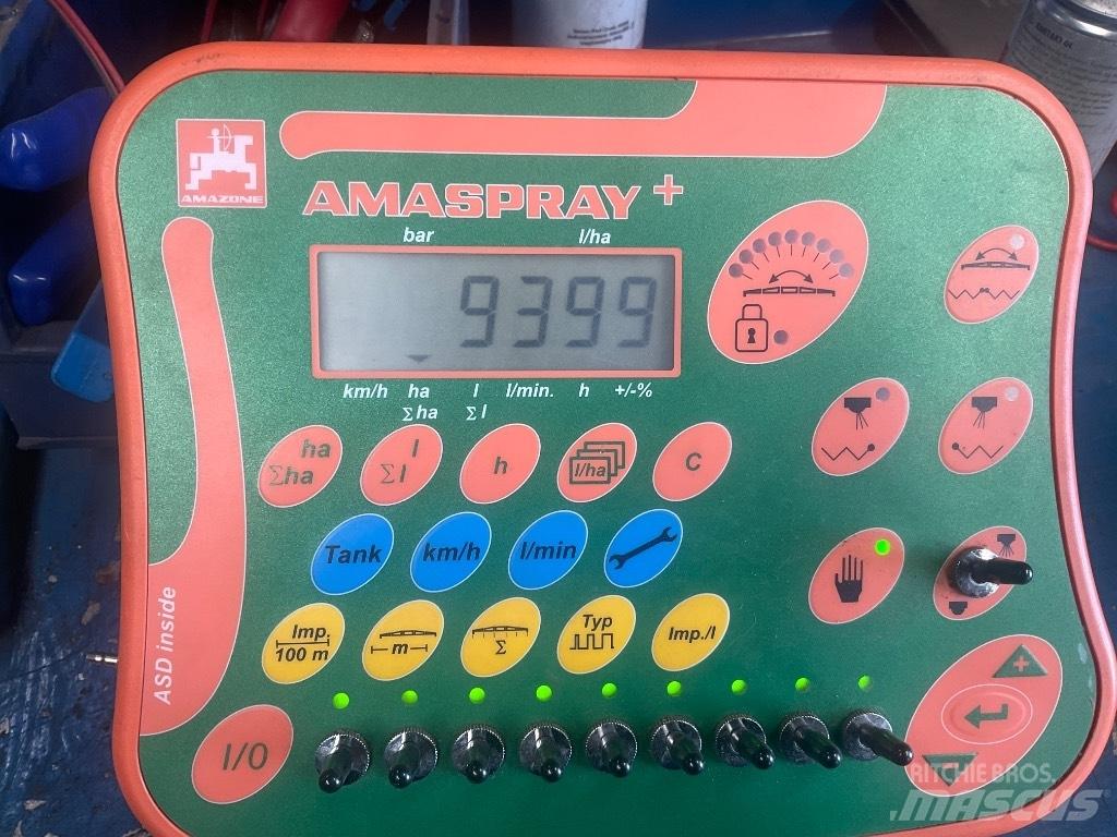Amazone Ug 3000 Vontatott trágyaszórók
