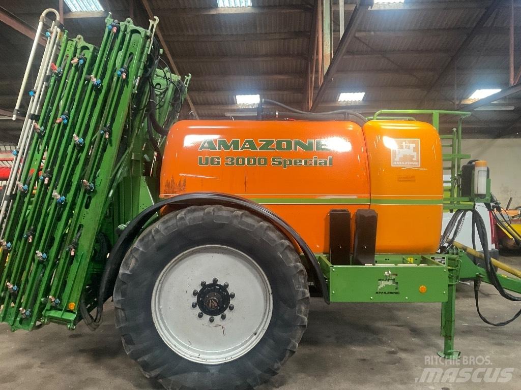 Amazone Ug 3000 Vontatott trágyaszórók