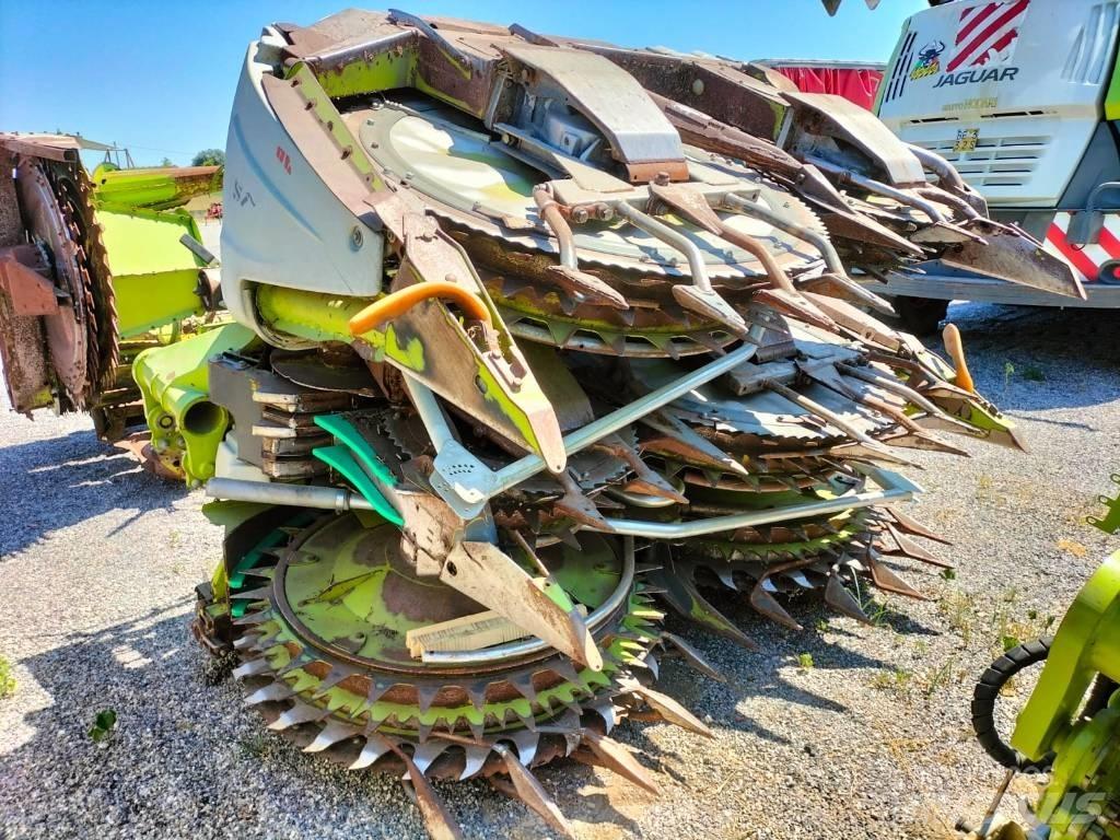 CLAAS Orbis 750 Önjáró szecskázók