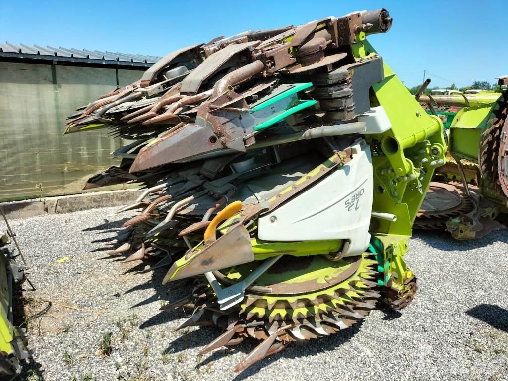 CLAAS Orbis 750 Önjáró szecskázók