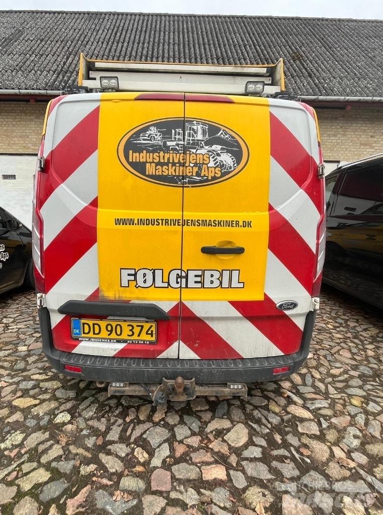 Ford Transit Custom Kistehergépjárművek