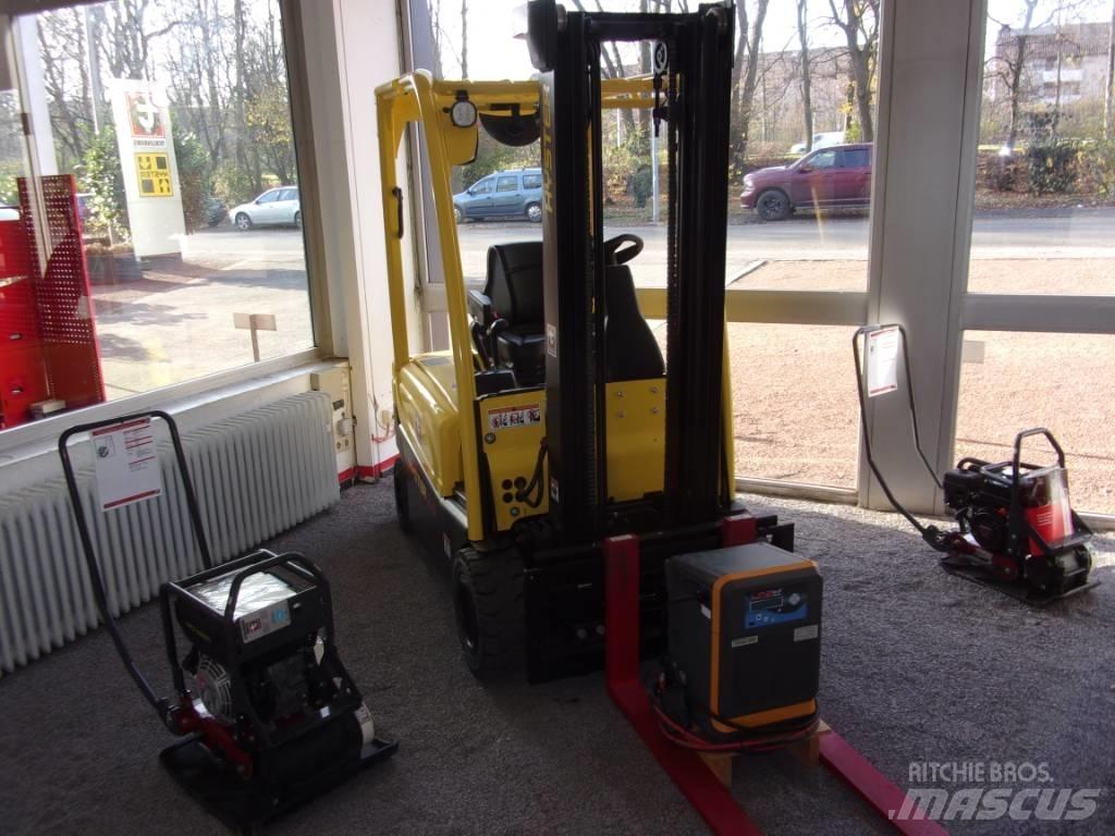 Hyster J2.0XN Elektromos targoncák