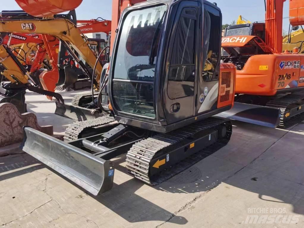 Hitachi ZX 55 Mini kotrók < 7t