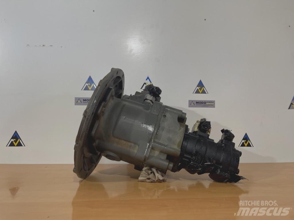 Liebherr A 910 Comp Motorok