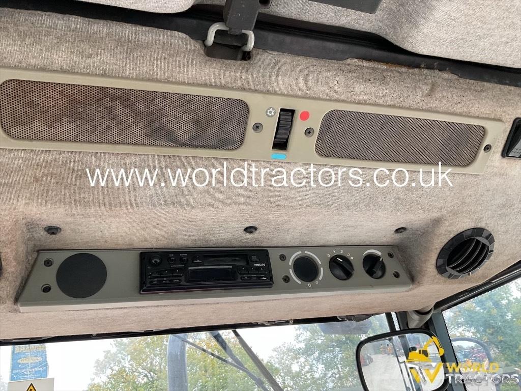 Massey Ferguson 4235 Traktorok