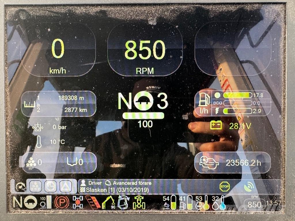 Komatsu 865 Kihordók