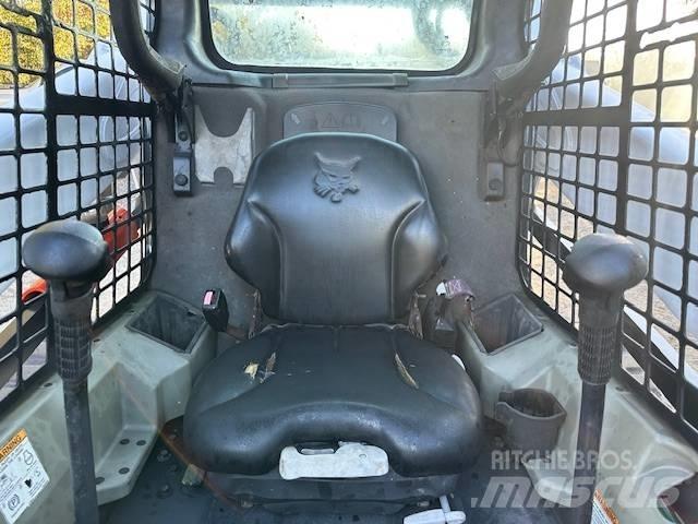 Bobcat T 590 Kompaktrakodók