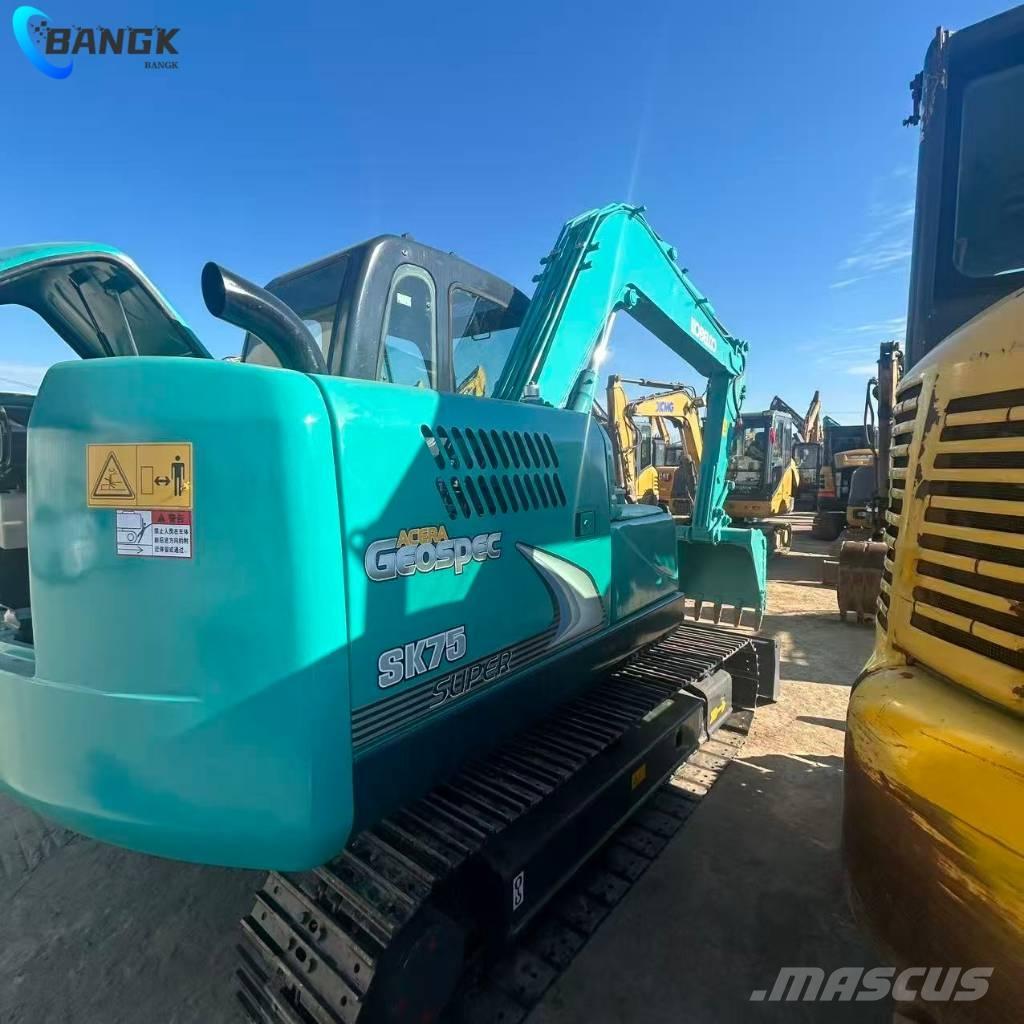 Kobelco SK75-8 Lánctalpas kotrók