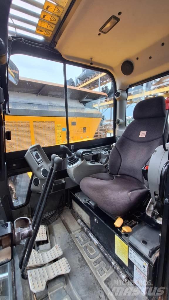 JCB 100 C Közepes (midi) kotrók 7 t - 12 t