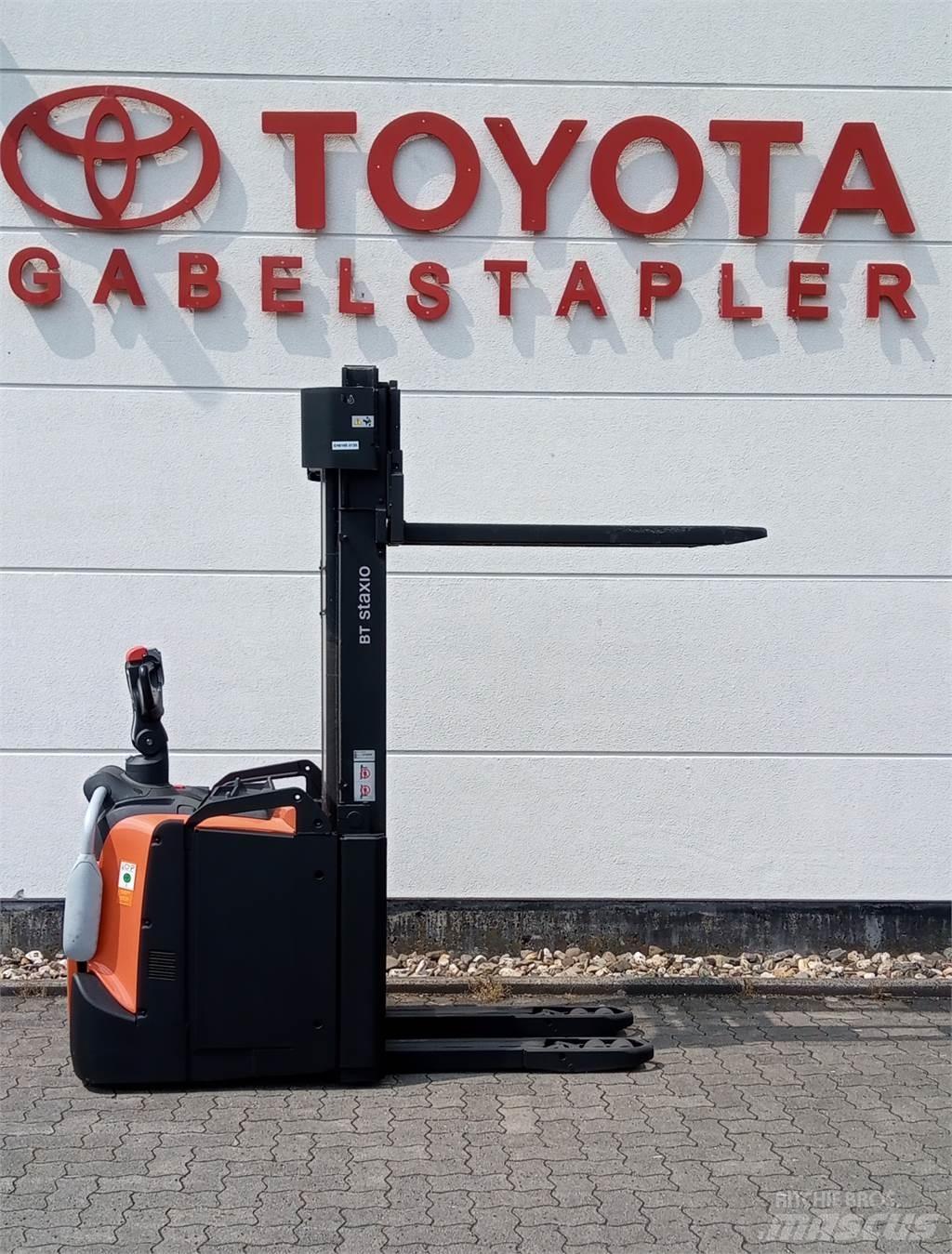 Toyota SPE160L Gyalogkíséretű targonca