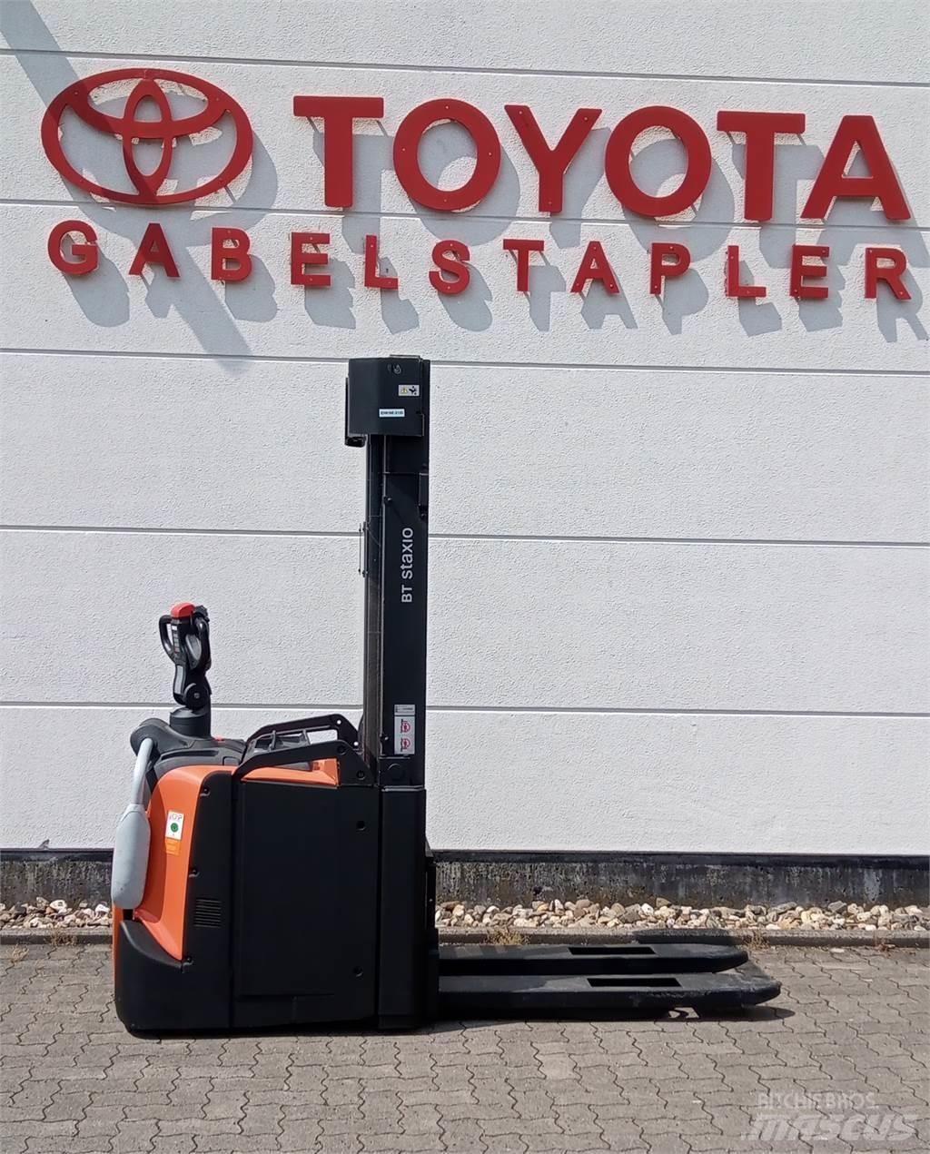Toyota SPE160L Gyalogkíséretű targonca