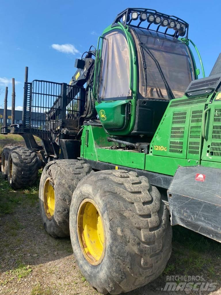 John Deere 1210 G Kihordók