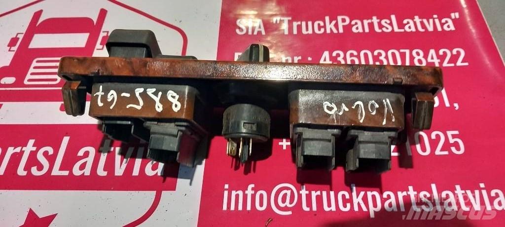 Volvo FM.   8191679 Vezetőfülke és belső tartozékok