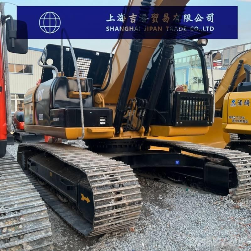 CAT 323 D Lánctalpas kotrók