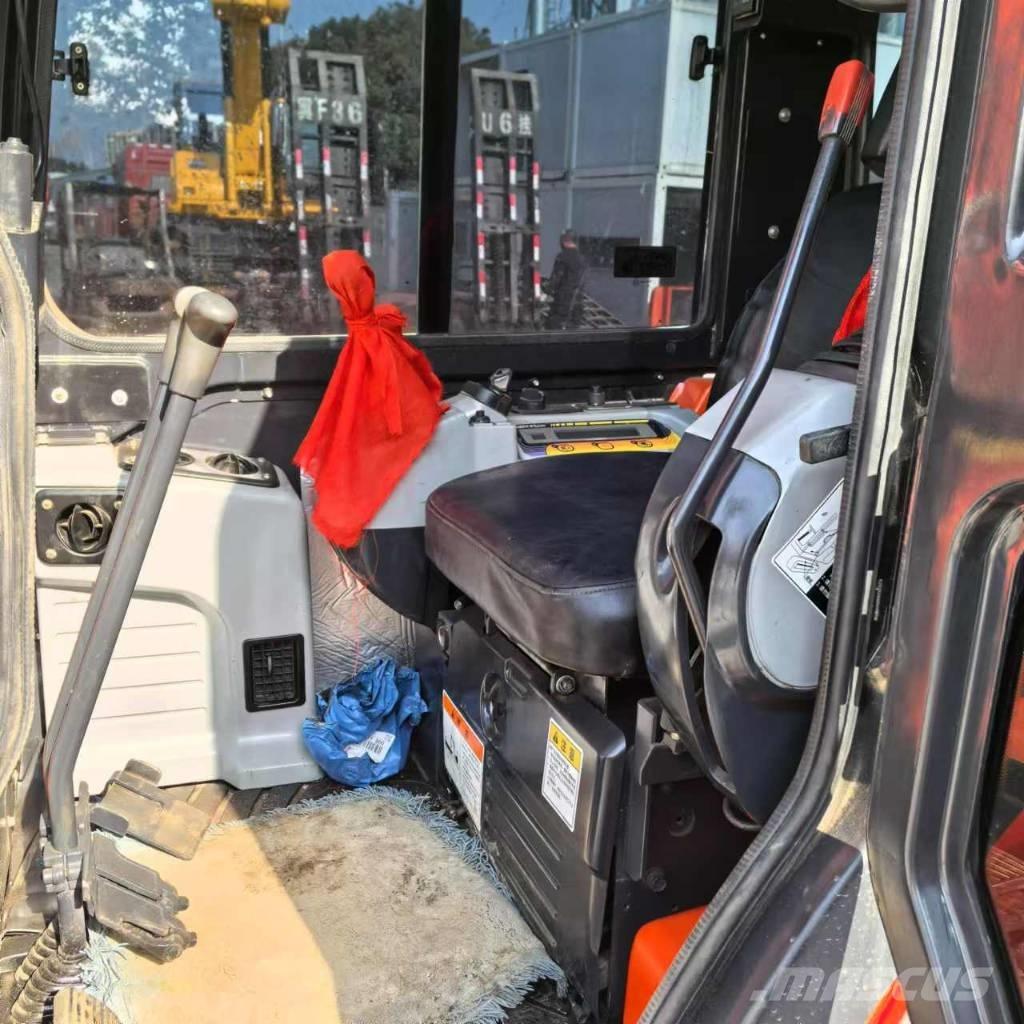 Kubota U 50-4 Mini kotrók < 7t