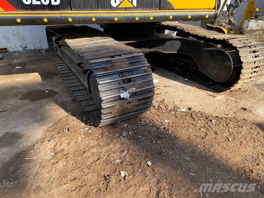 CAT 320 D Lánctalpas kotrók