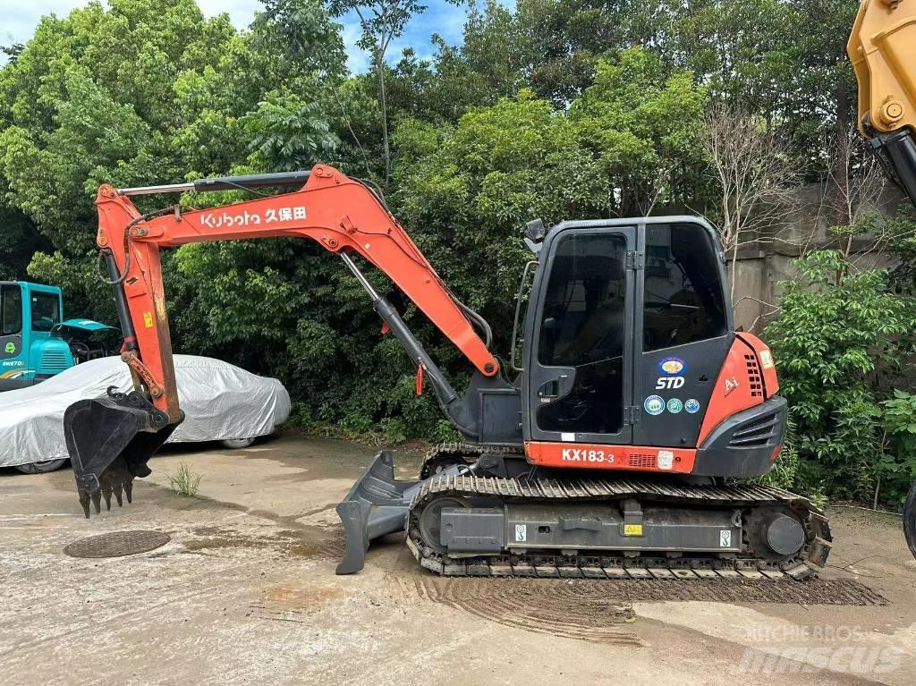 Kubota KX 183 Közepes (midi) kotrók 7 t - 12 t