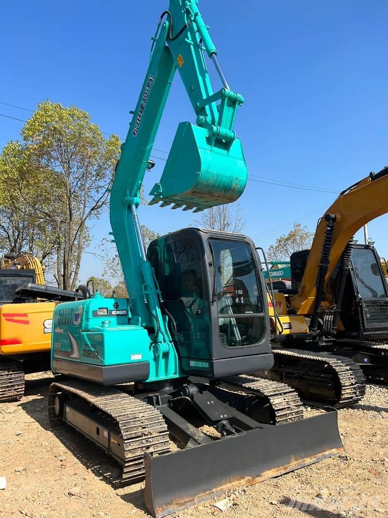 Kobelco SK 75 Mini kotrók < 7t