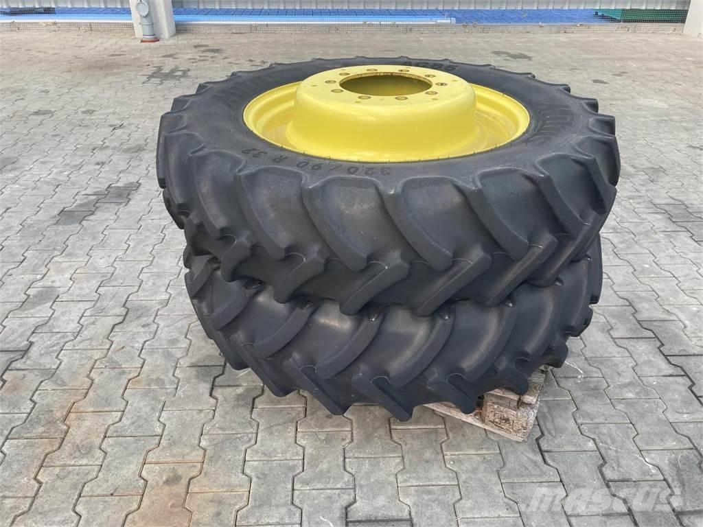 Mitas 320/90R32 Gumiabroncsok, kerekek és felnik