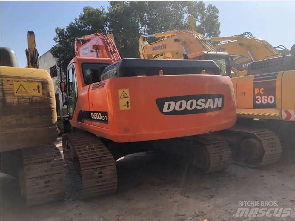 Doosan 225 LC Lánctalpas kotrók