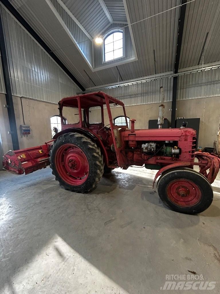 Volvo BM 350 Traktorok