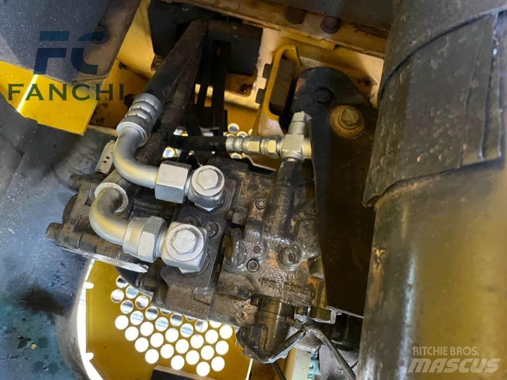 Komatsu PC 56-7 Lánctalpas kotrók