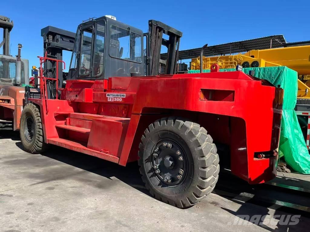 Mitsubishi FD 30 T Dízel targoncák