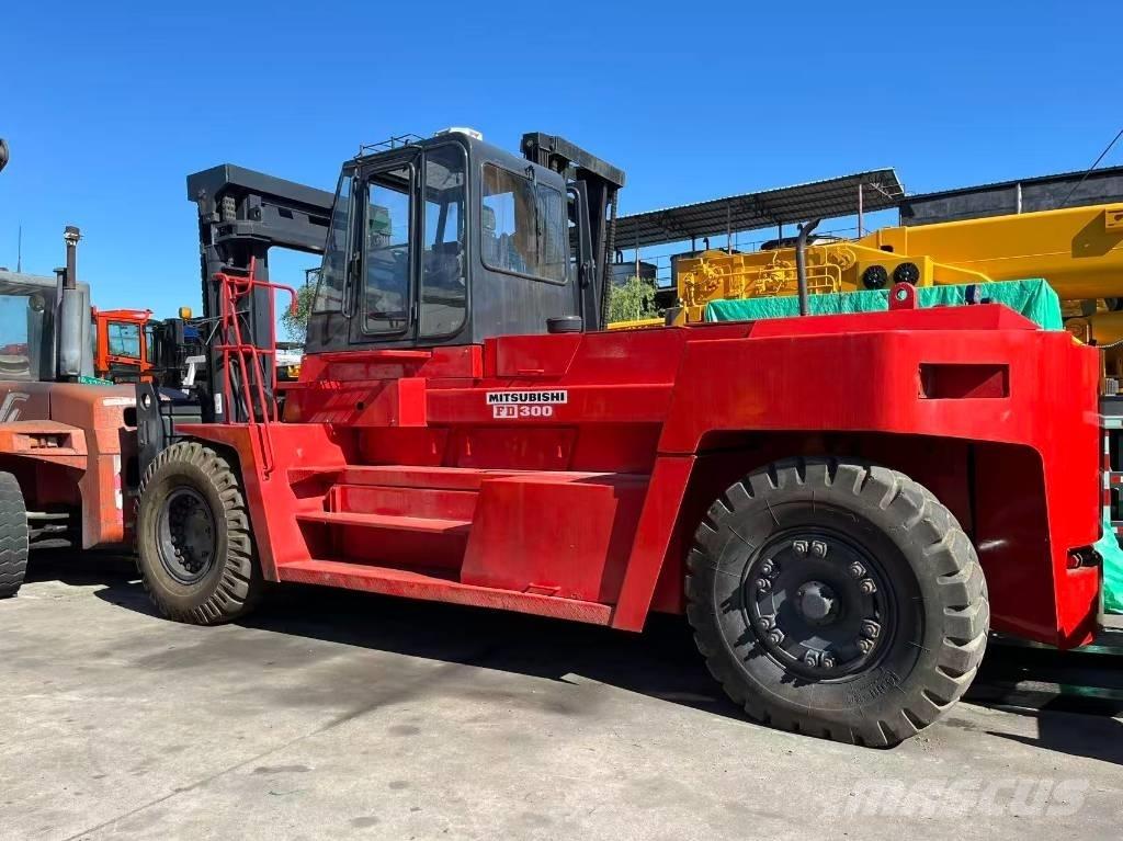 Mitsubishi FD 30 T Dízel targoncák
