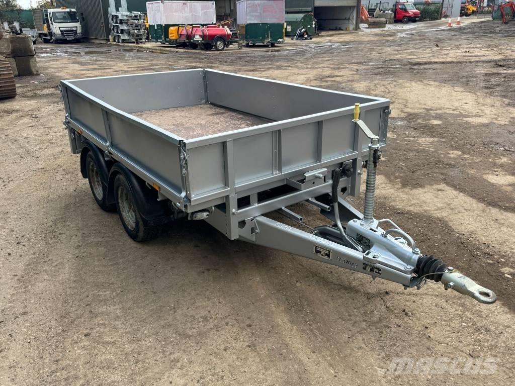 Ifor Williams 8 X 5 Dobozos pótkocsik