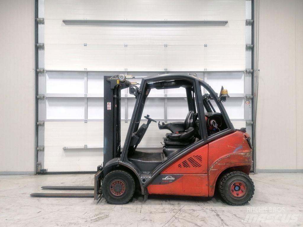 Linde H25T-02 Gázüzemű targoncák