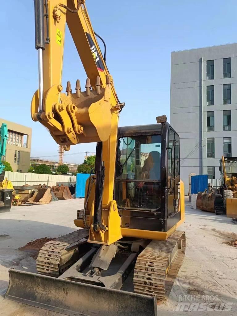 CAT 305.5E2 Lánctalpas kotrók