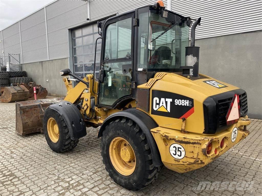 CAT 908 H2 Univerzális rakodók