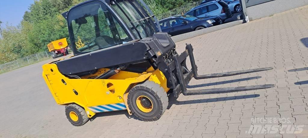 JCB TLT 30-19E 2WD Elektromos targoncák