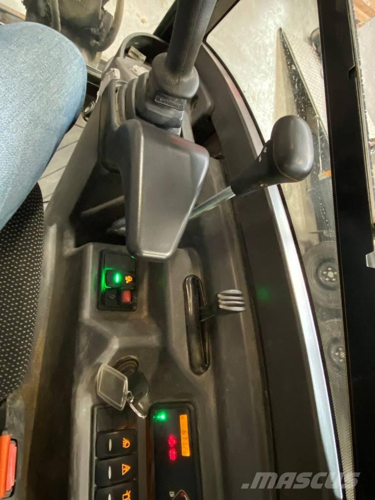 Volvo ERC 25 D Mini kotrók < 7t