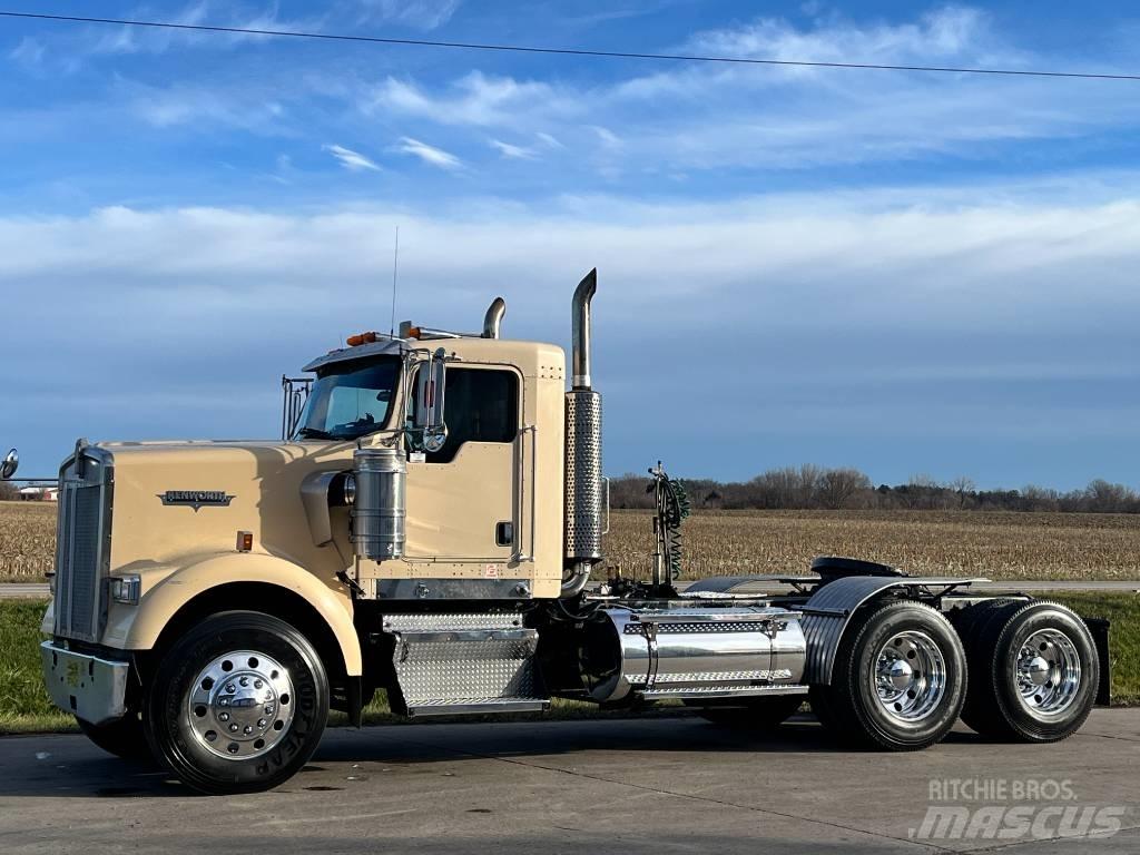 Kenworth W 900 Nyergesvontatók