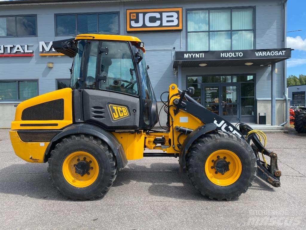 JCB 409 T4 Gumikerekes homlokrakodók