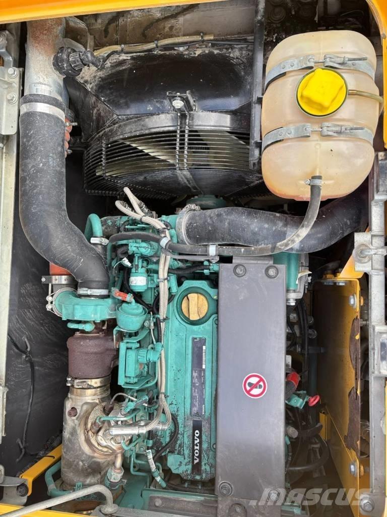 Volvo EW 140 D Gumikerekes kotrók