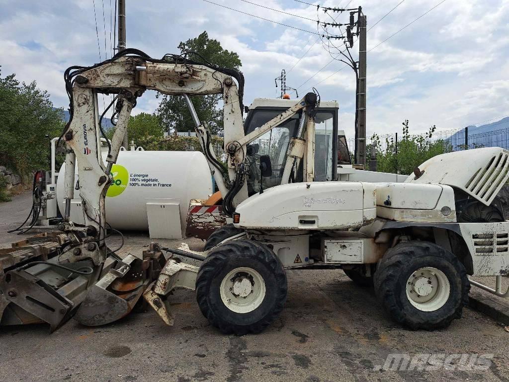 Mecalac 12 MTX Gumikerekes kotrók