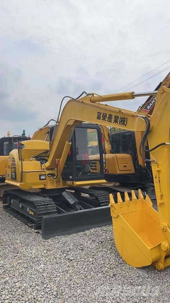 Komatsu PC 70 Közepes (midi) kotrók 7 t - 12 t