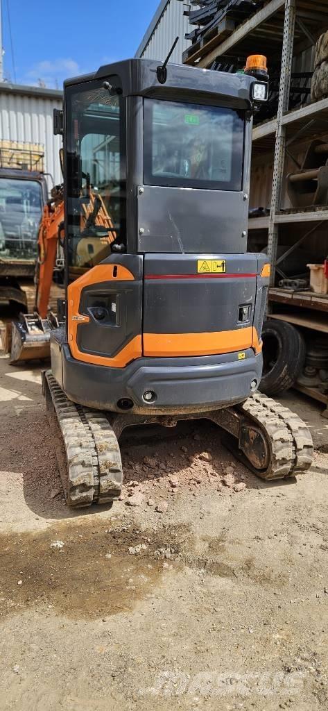 Develon DX 27 Z-7 Mini kotrók < 7t
