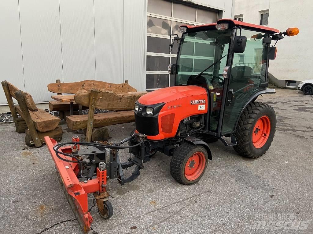 Kubota STW 34 Kompakt traktorok