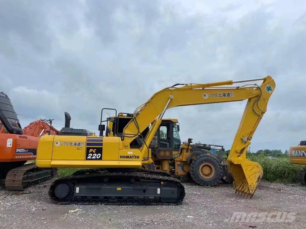 Komatsu PC220-8 Lánctalpas kotrók