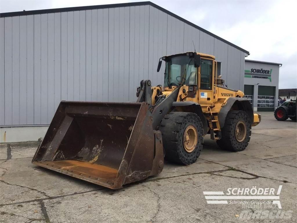 Volvo L 110 E Gumikerekes homlokrakodók
