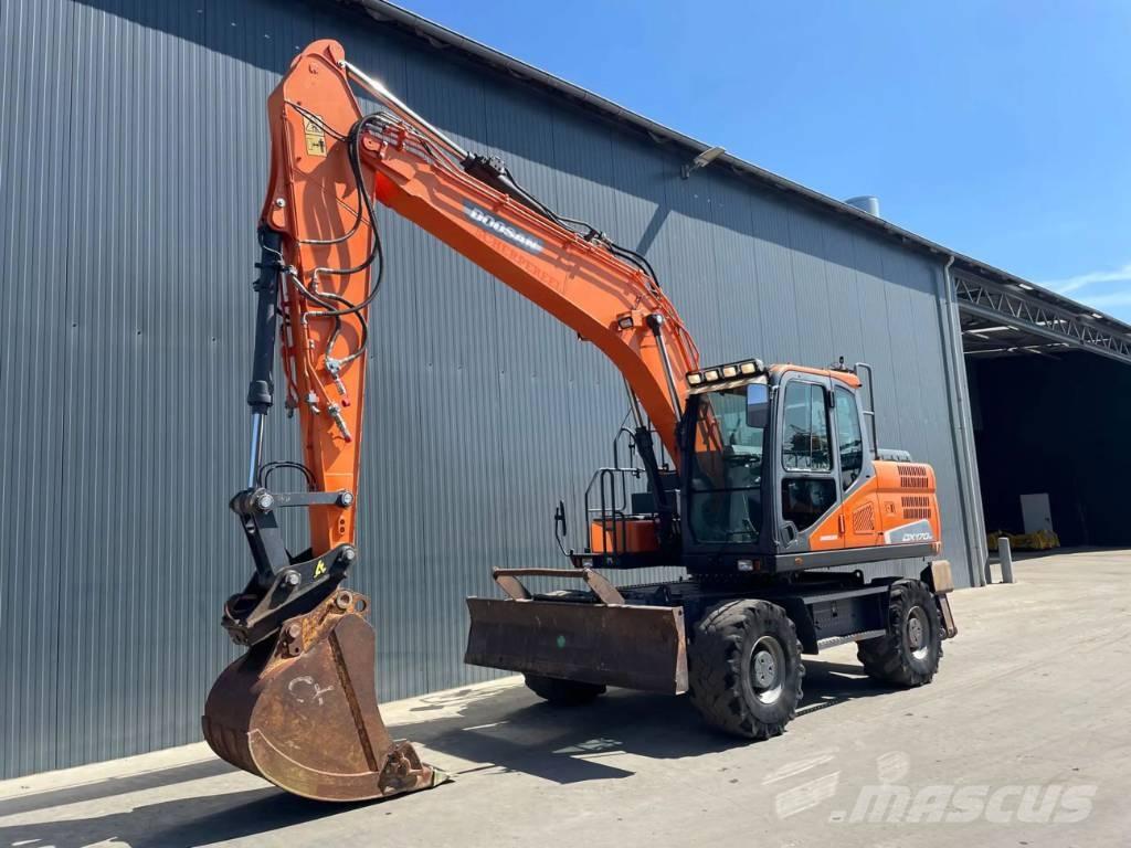 Doosan DX170W-5 Gumikerekes kotrók