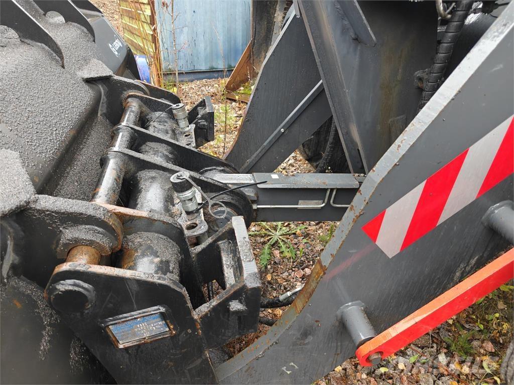 Doosan DL380-7 Gumikerekes homlokrakodók