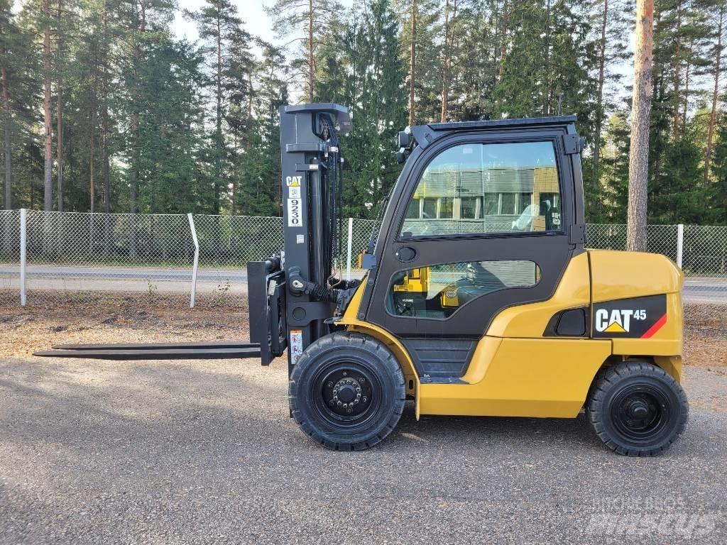 CAT DP45NB Dízel targoncák